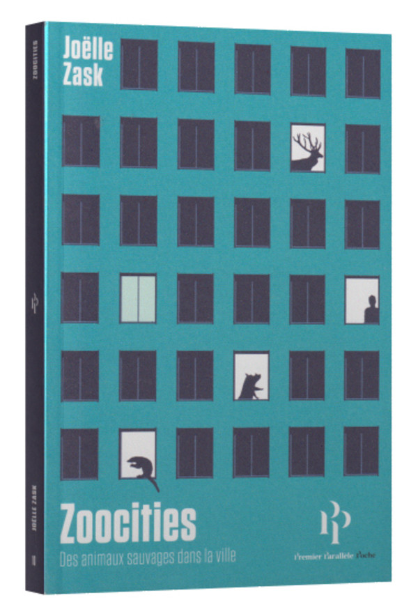 Des visages entre les draps